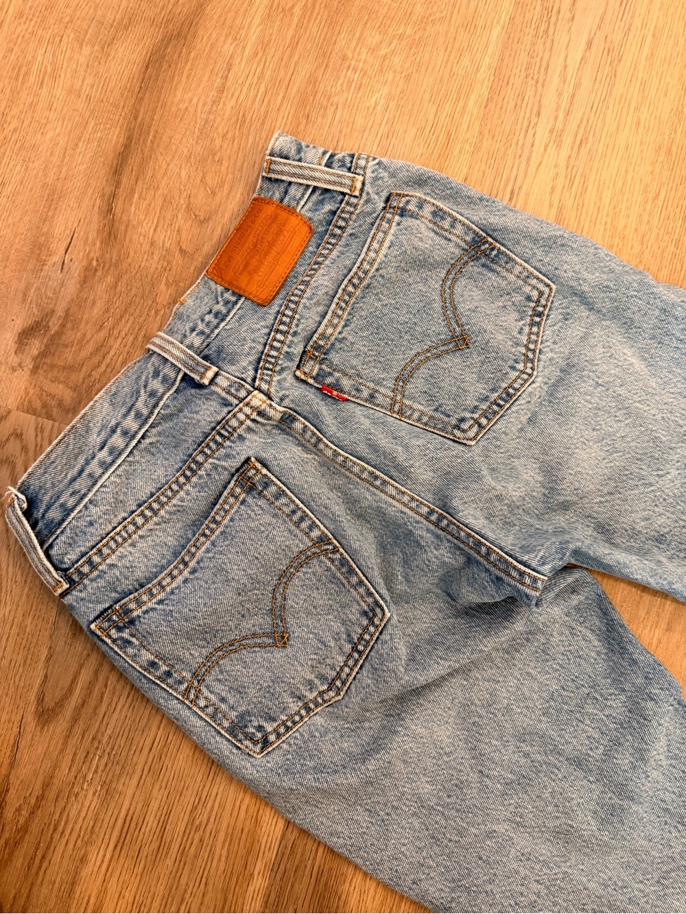 levi’s straight leg jean